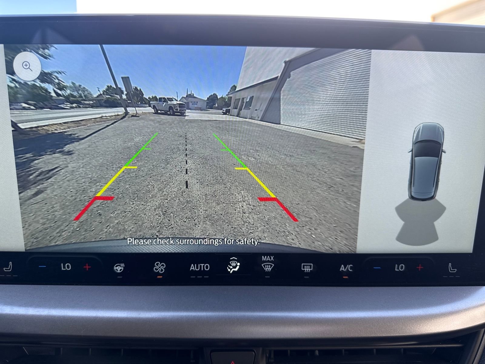 Used 2025 Ford Escape SE image 20