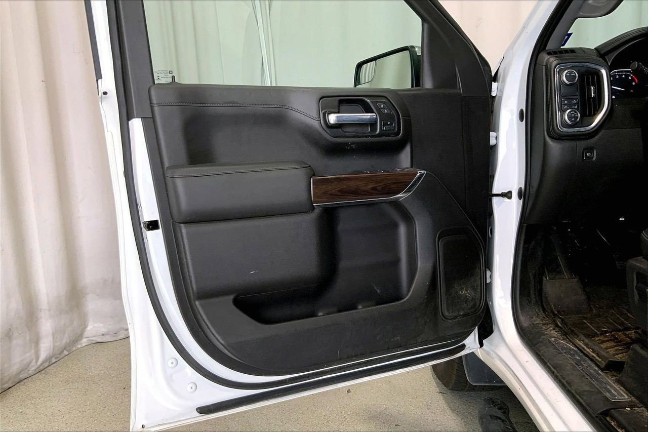 Used 2021 GMC Sierra 1500 SLT w/ SLT Convenience Package RWD image 21