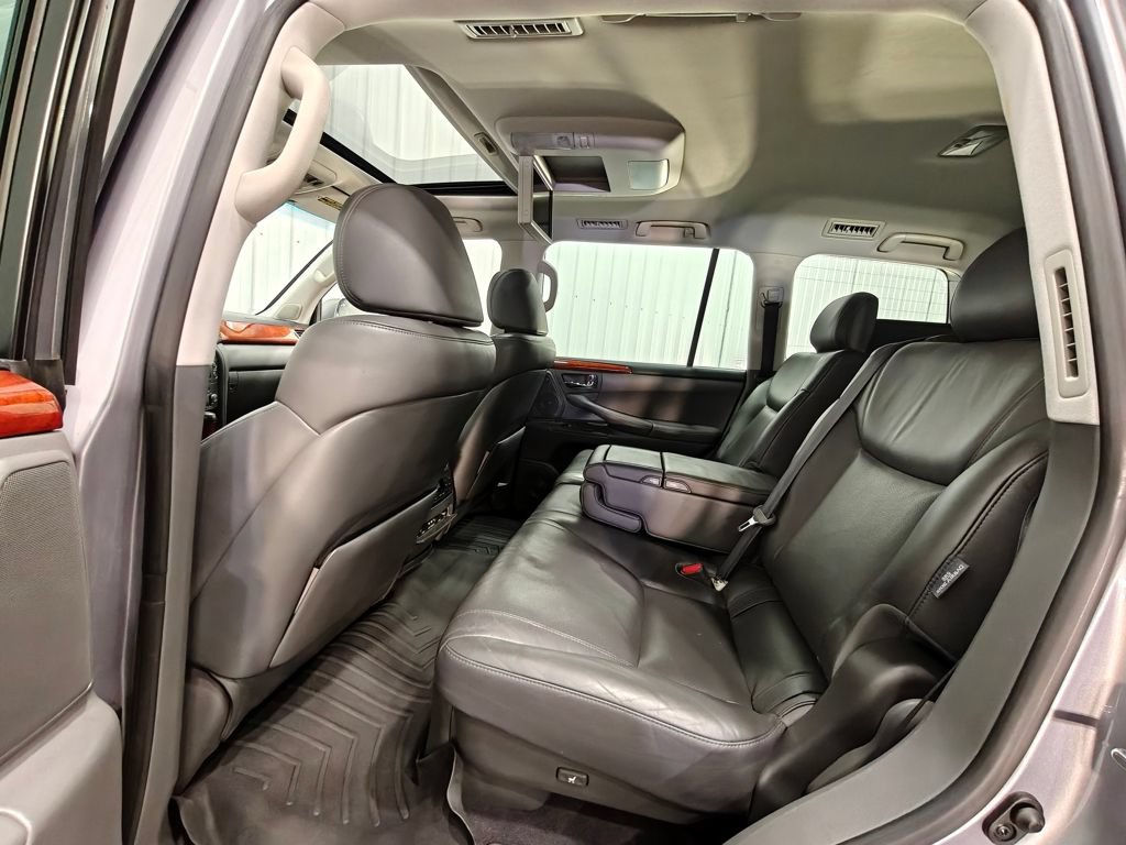 Used 2008 Lexus LX 570 4WD image 28