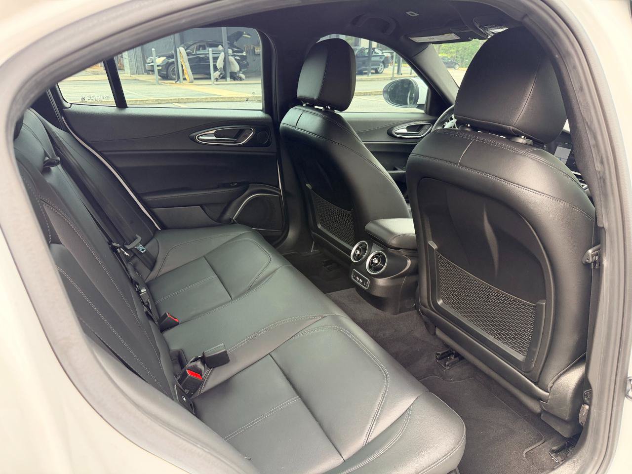 Used 2023 Alfa Romeo Giulia Sprint RWD image 12