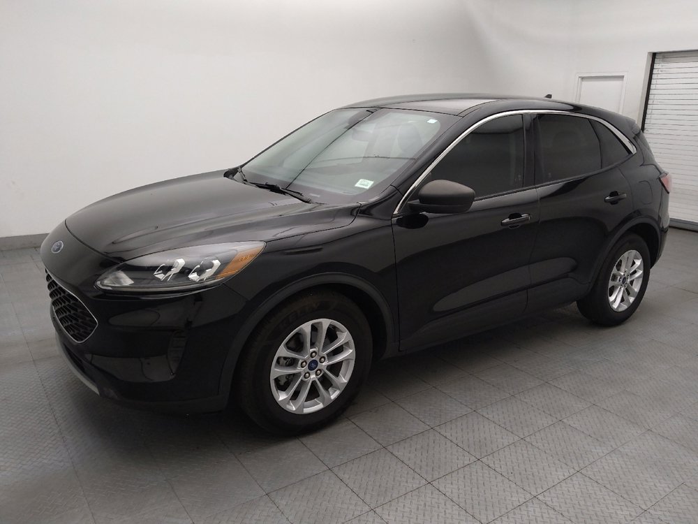 Used 2022 Ford Escape SE FWD image 2