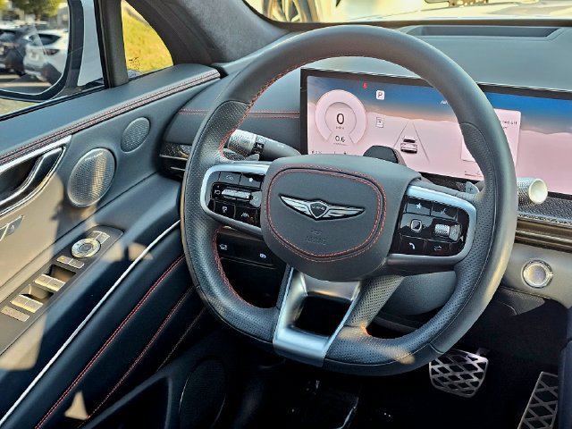 Used 2025 Genesis GV80 3.5T e-SC AWD/4WD image 30