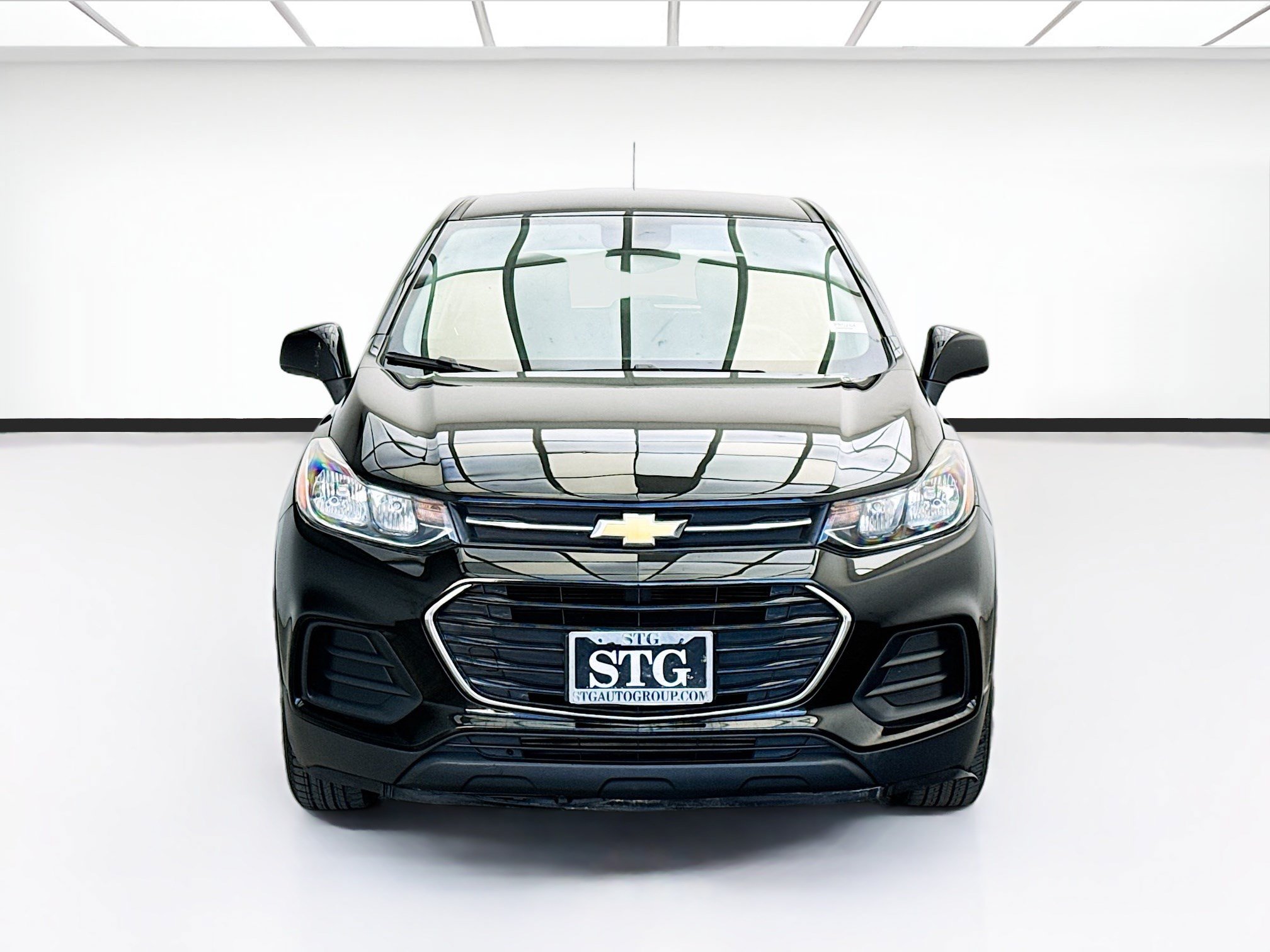 Used 2020 Chevrolet Trax LS FWD image 2