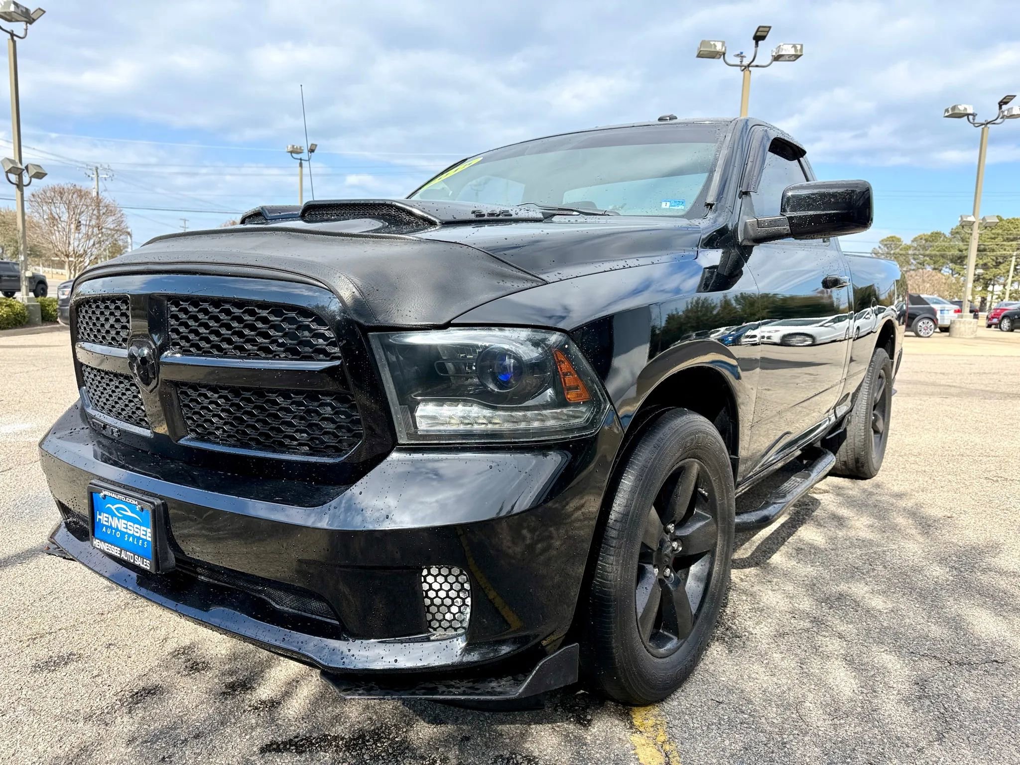 Used 2015 RAM 1500 Express w/ Black Ram 1500 Express Group RWD image 23