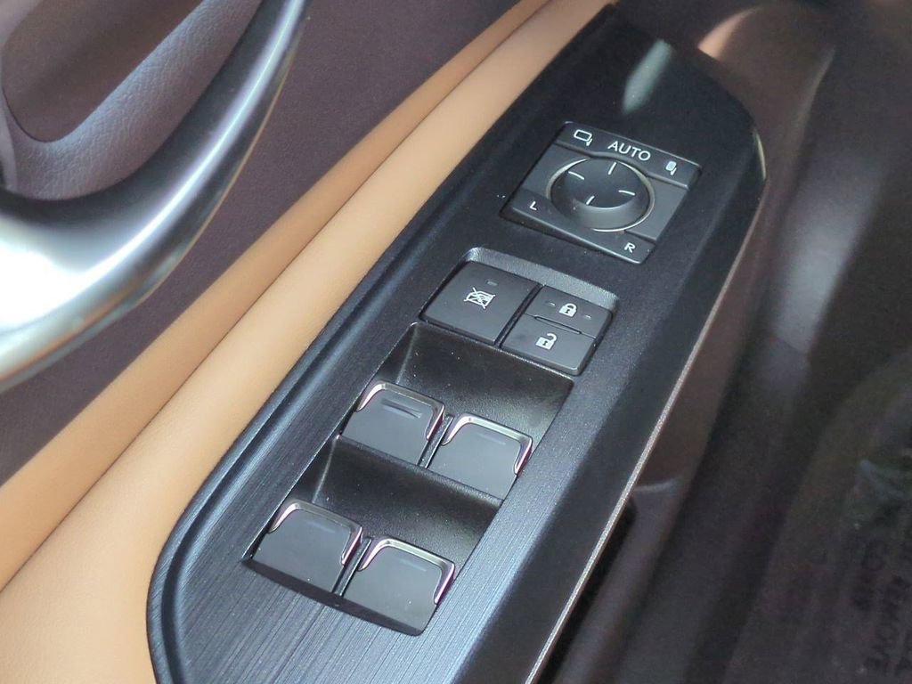 Used 2021 Lexus ES 350 350 w/ Premium Package image 24