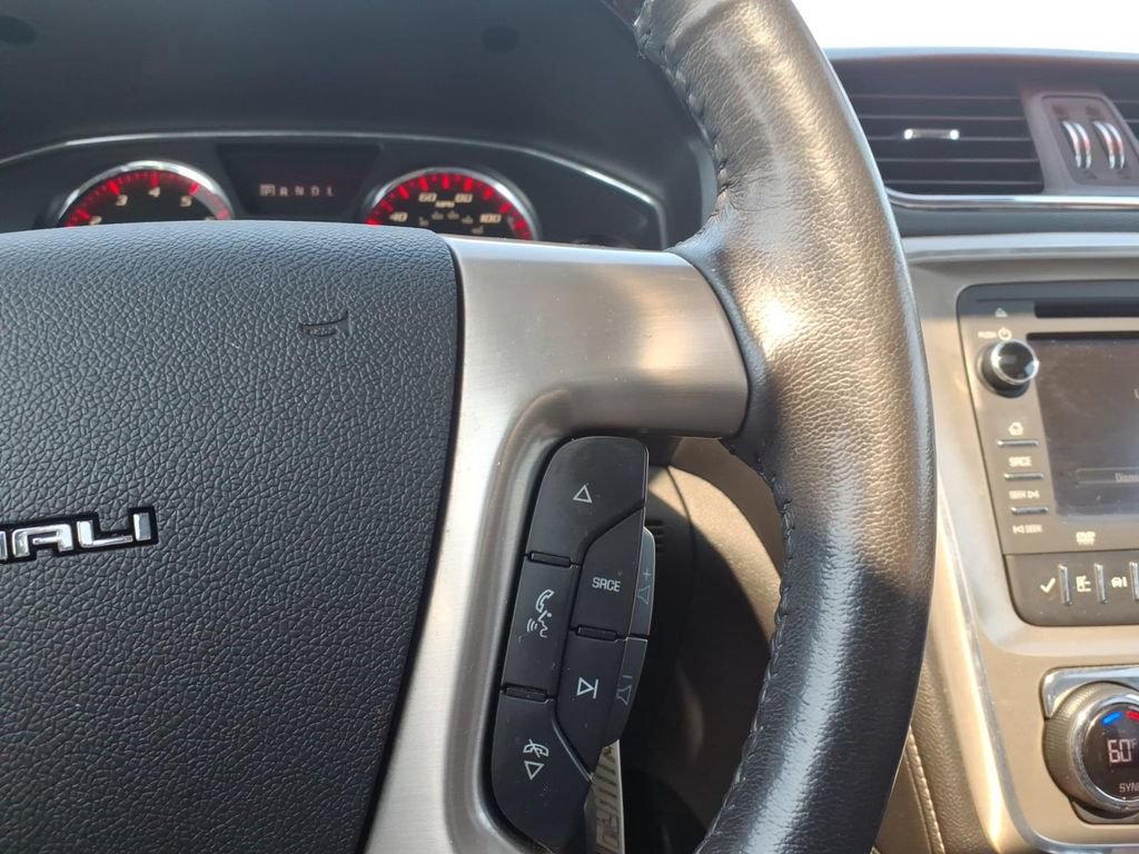 Used 2015 GMC Acadia Denali AWD/4WD image 17