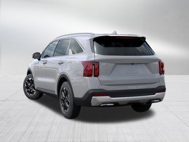 New 2025 Kia Sorento S image 4