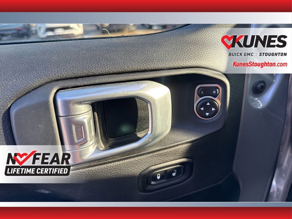 Used 2021 Jeep Wrangler Unlimited Sahara w/ Uconnect 4C Nav & Sound Group image 20
