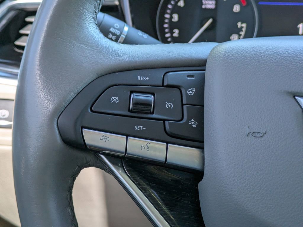 Used 2022 Cadillac XT6 Premium Luxury w/ Technology Package FWD image 28
