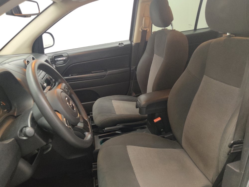 Used 2016 Jeep Compass Sport w/ Power Value Group FWD image 17