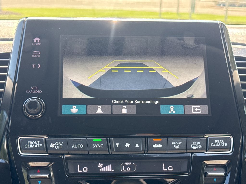 Used 2022 Honda Odyssey Elite image 27