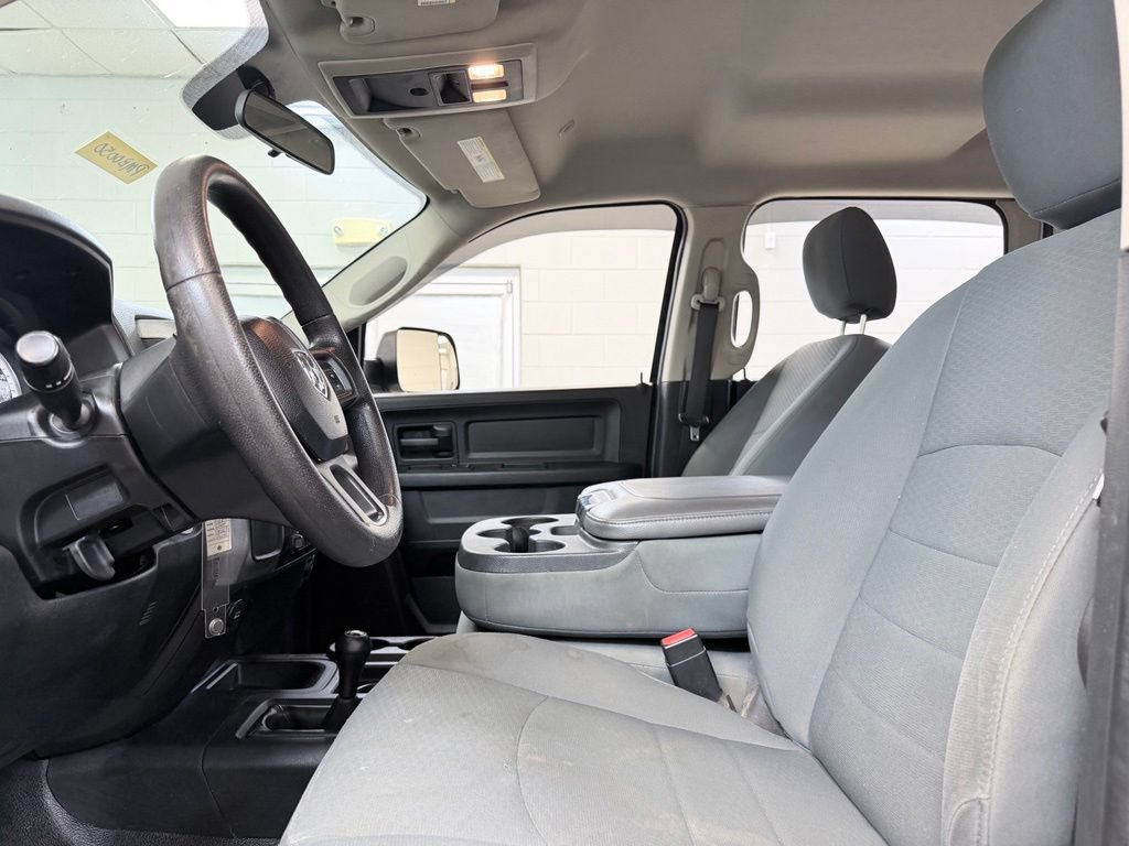 Used 2017 RAM 2500 Tradesman w/ Chrome Appearance Group AWD/4WD image 14