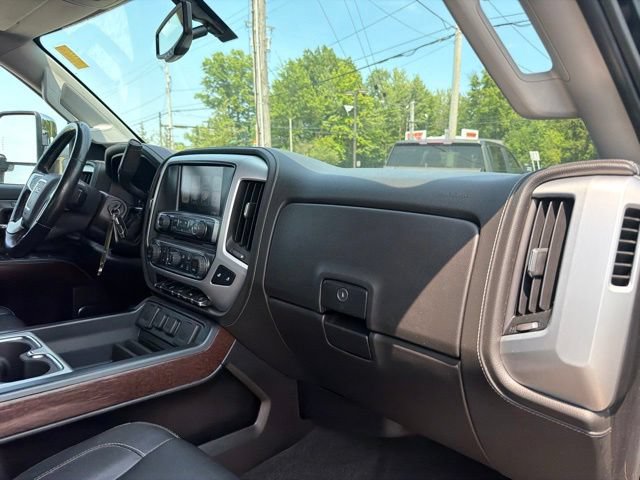 Used 2017 GMC Sierra 2500 SLT AWD/4WD image 25