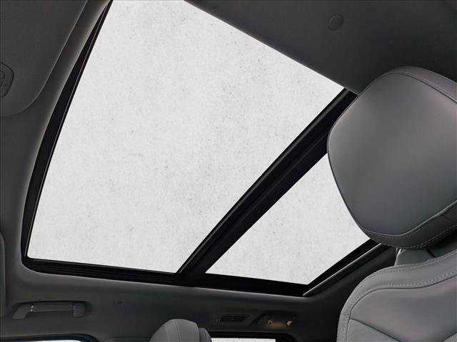 Used 2021 Lincoln Navigator Reserve w/ Luxury Package image 17