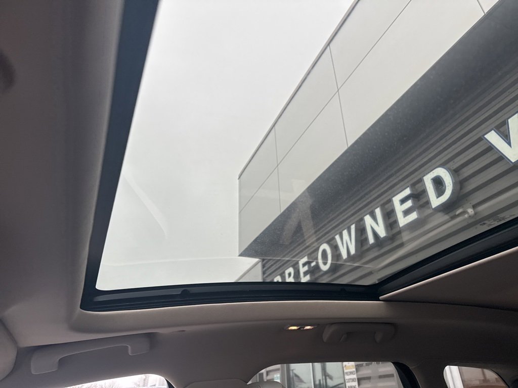 Used 2023 Lincoln Corsair Reserve w/ Equipment Group 201A image 13