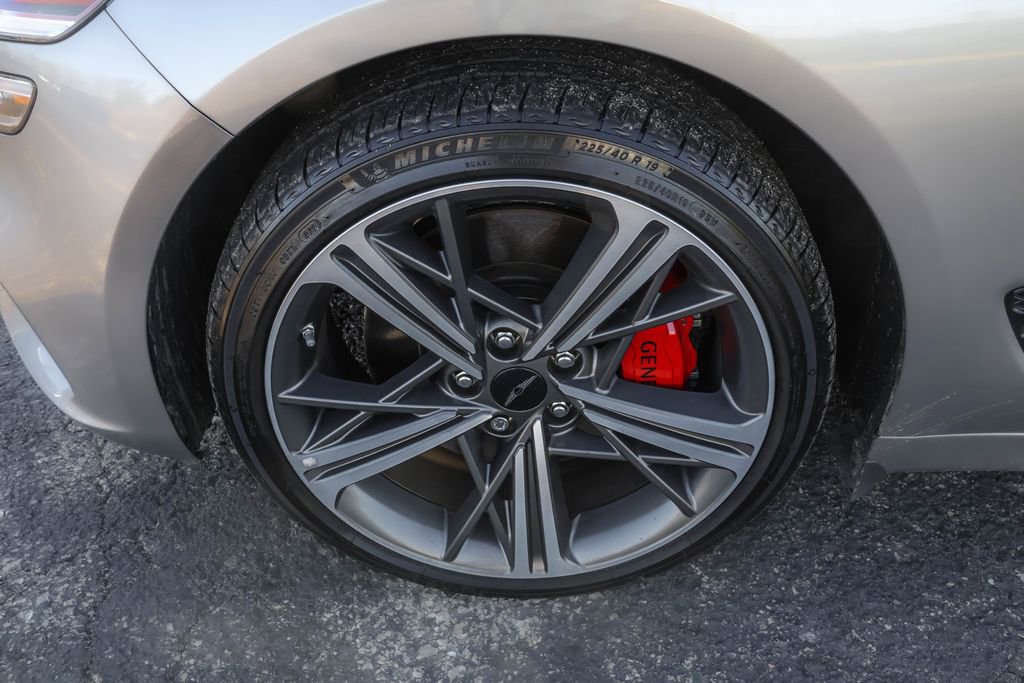 Used 2025 Genesis G70 3.3T Advanced w/ Sport Prestige Package image 19