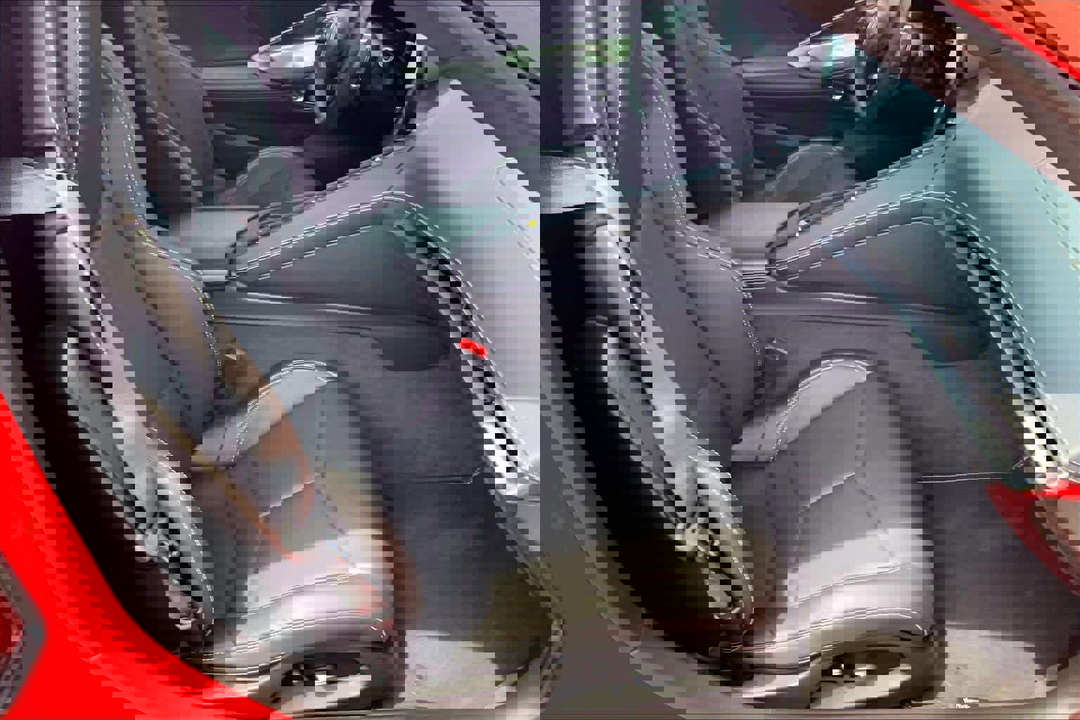 Used 2024 Chevrolet Corvette Stingray Coupe w/ 1LT RWD image 8