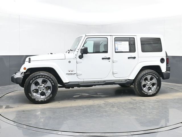 Used 2017 Jeep Wrangler Unlimited Sahara w/ Connectivity Group AWD/4WD image 6