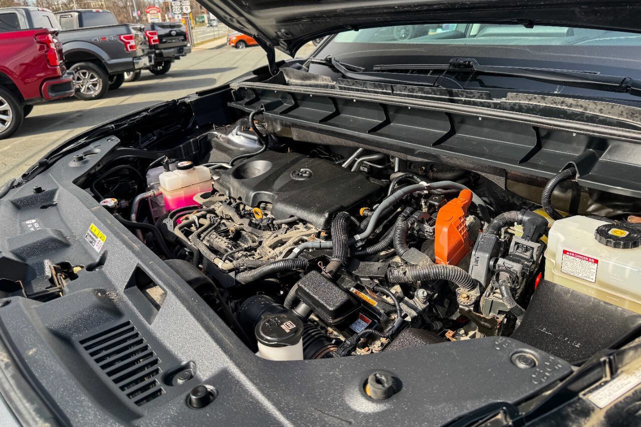 Used 2020 Toyota Highlander LE image 34