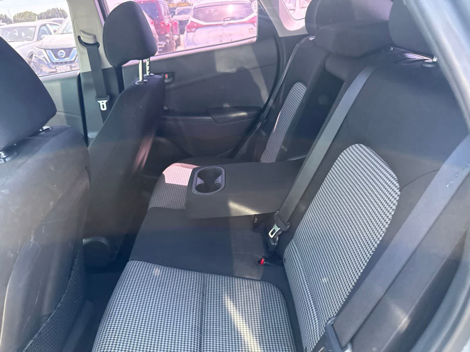 Used 2021 Hyundai Kona SE AWD/4WD image 16