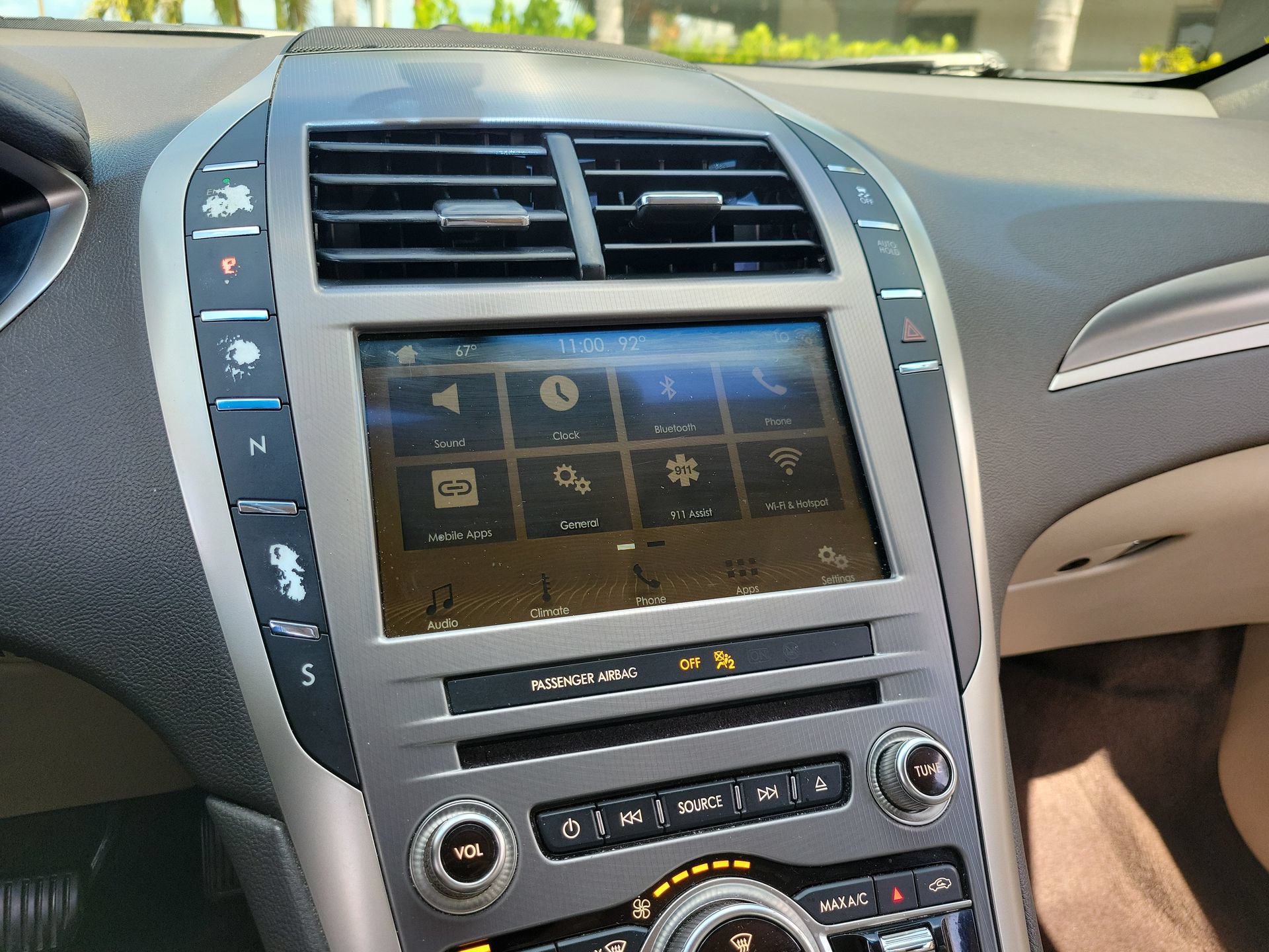 Used 2018 Lincoln MKZ Premiere FWD image 22
