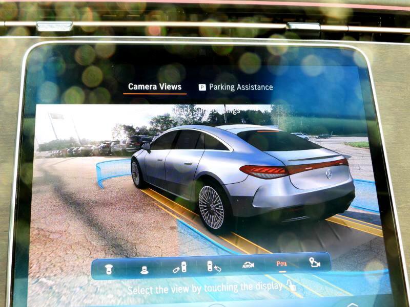 Used 2022 Mercedes-Benz EQS 450+ Sedan image 50
