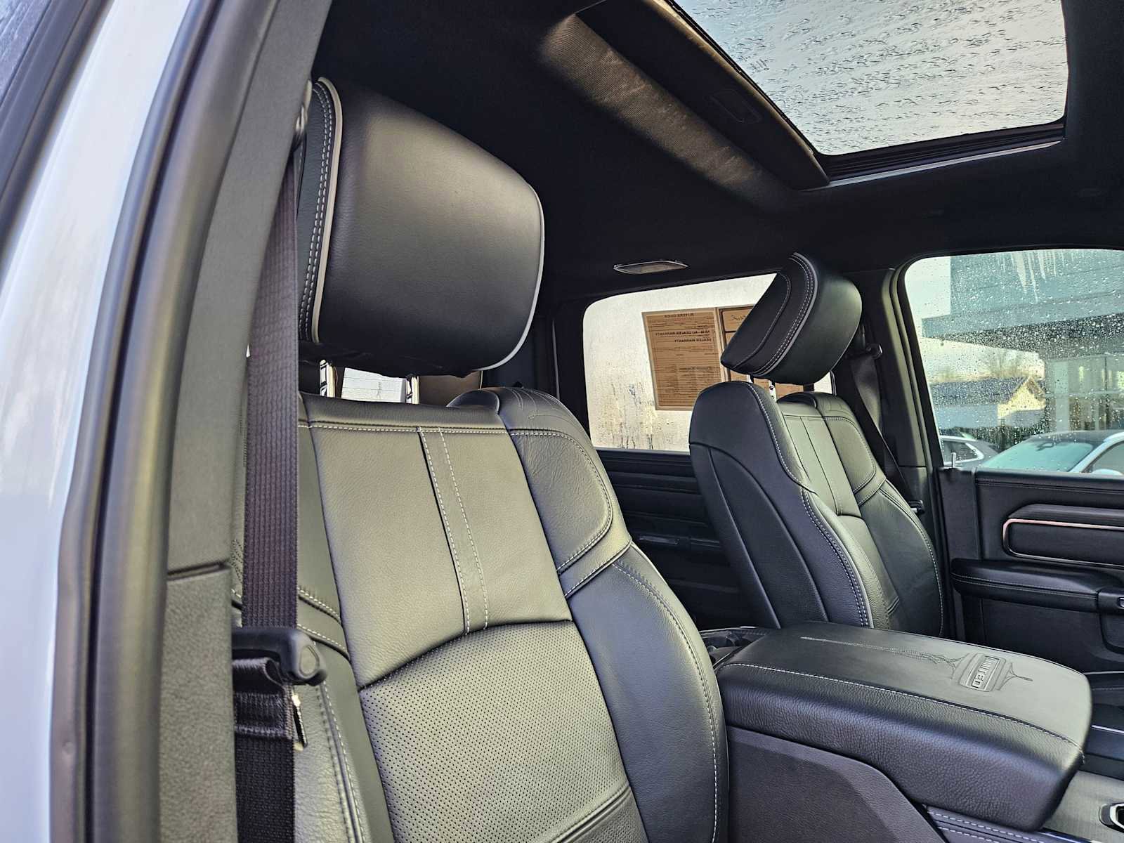 Used 2023 RAM 2500 Limited image 13