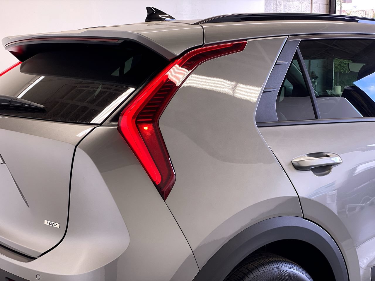 New 2026 Kia Niro EX FWD image 10