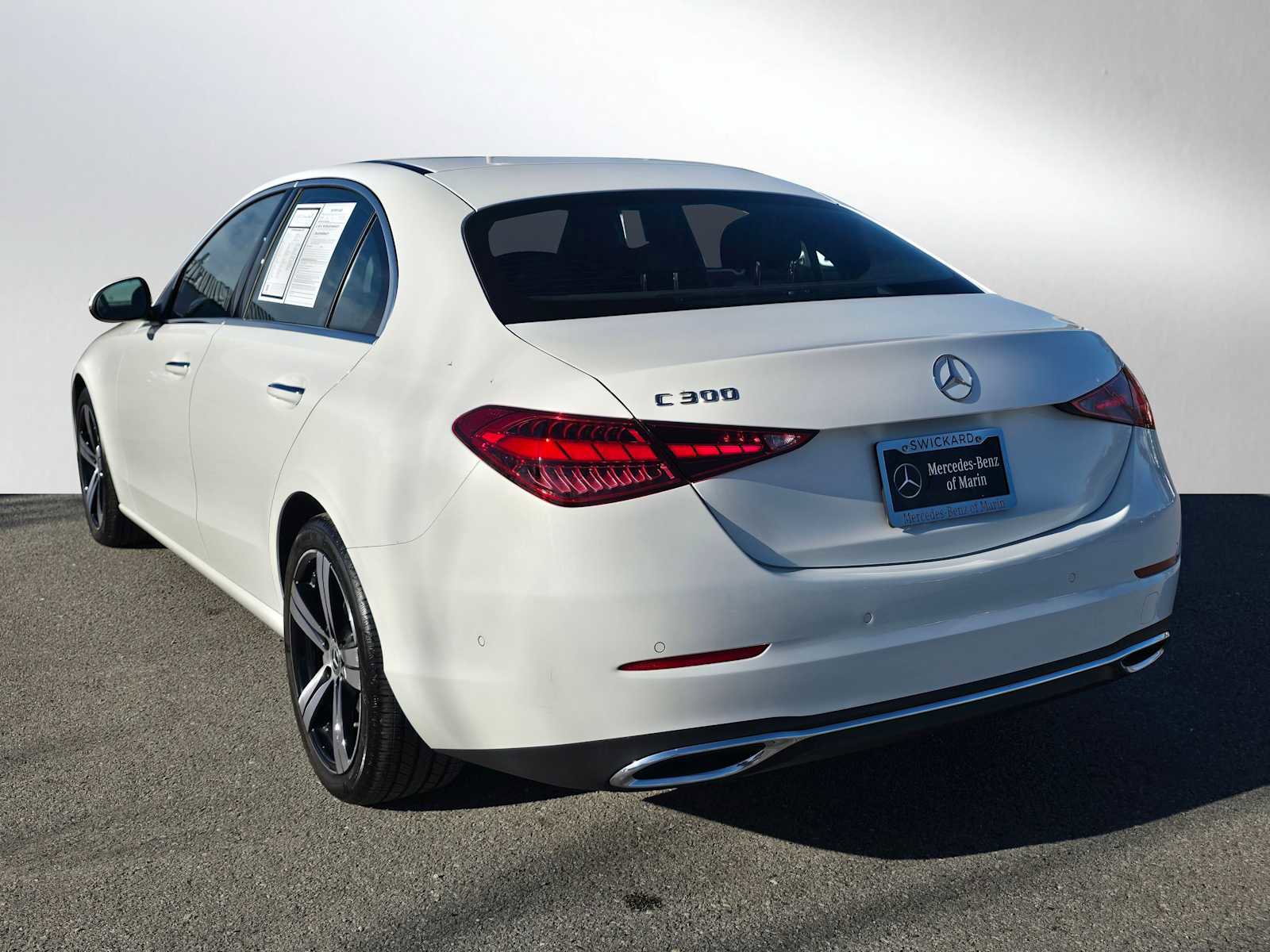 Used 2025 Mercedes-Benz C 300 Sedan image 6