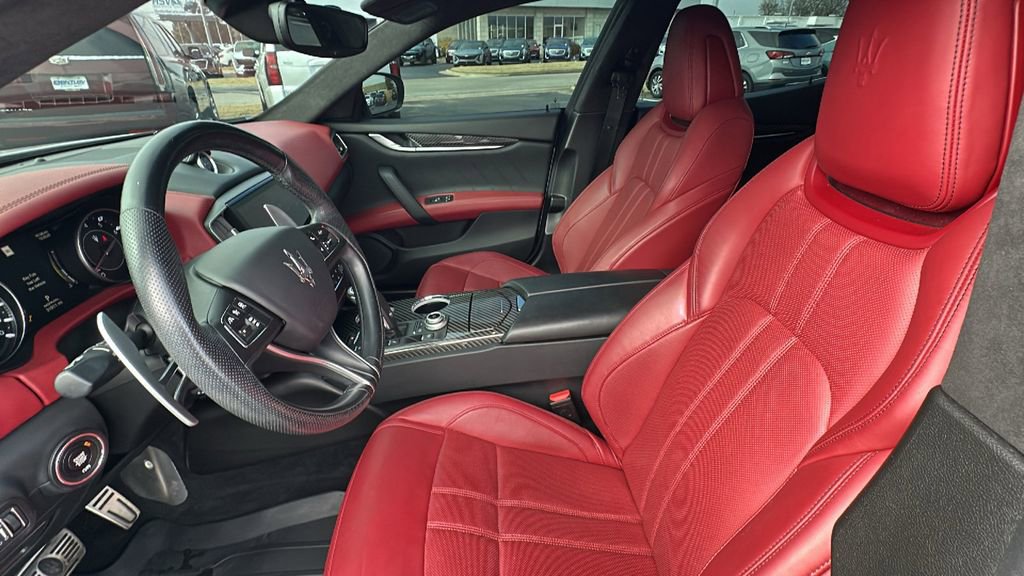 Used 2022 Maserati Ghibli Modena image 9