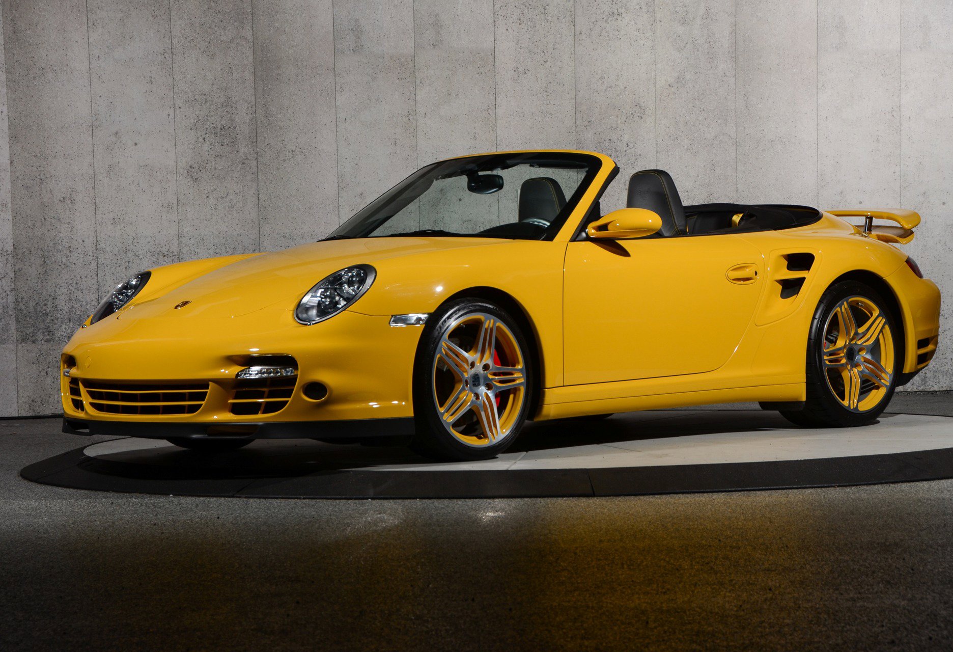Used 2008 Porsche 911 Turbo AWD/4WD image 7