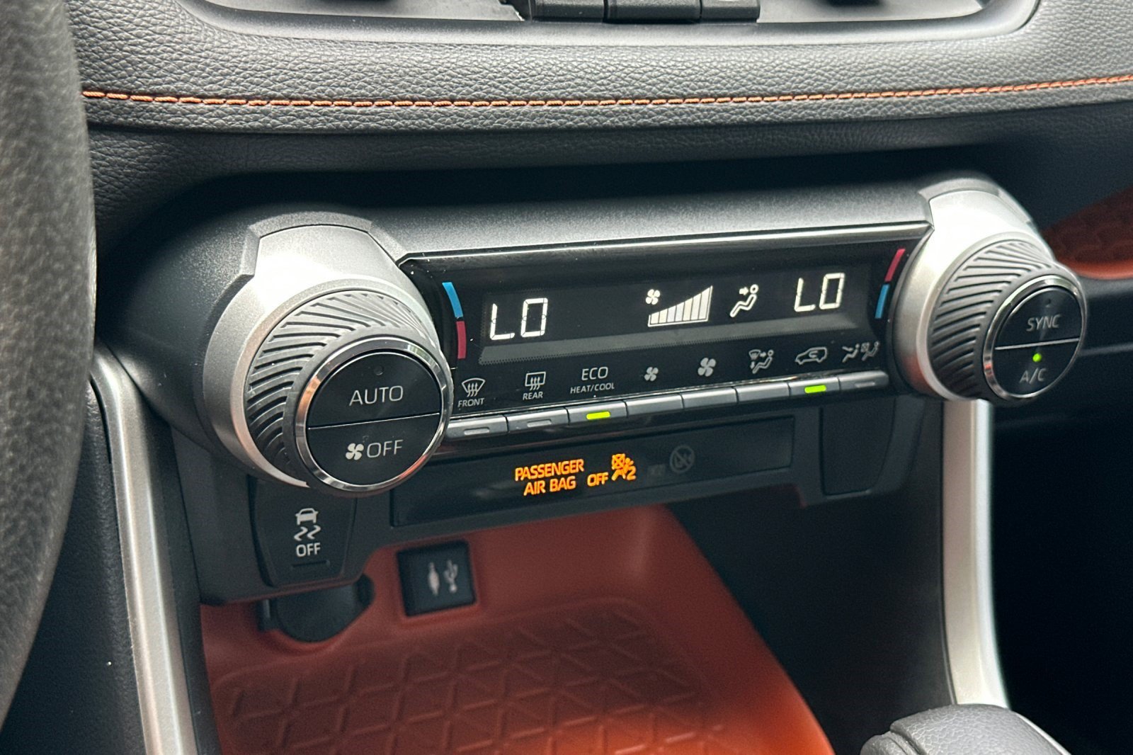 Used 2019 Toyota RAV4 Adventure AWD/4WD image 19