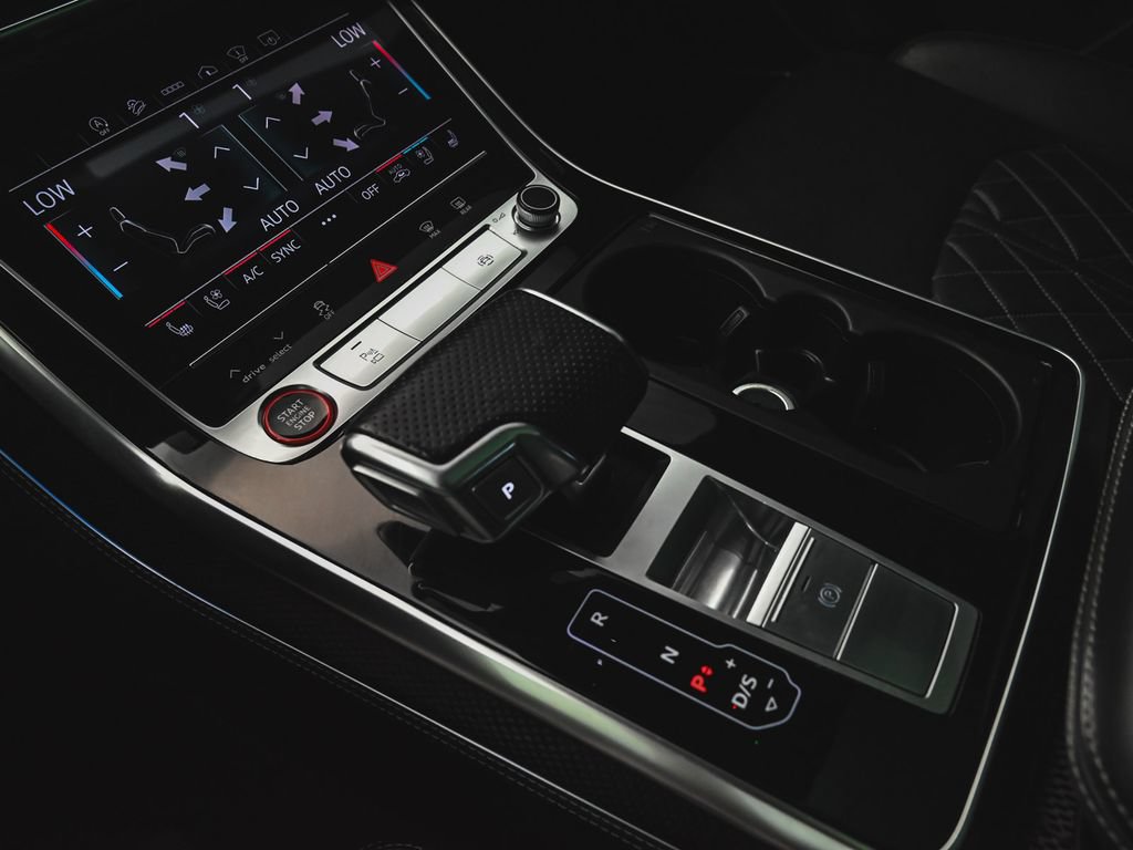 Used 2021 Audi SQ8 Prestige w/ Prestige Package AWD/4WD image 33