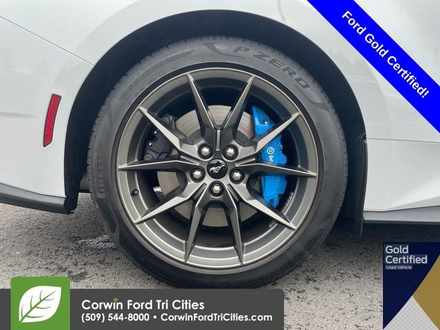 Used 2024 Ford Mustang Dark Horse image 8