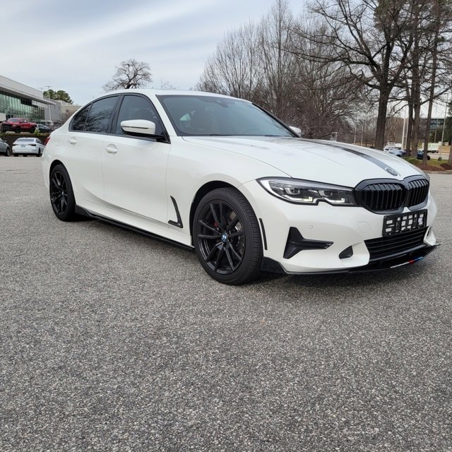 Used 2019 BMW 330i Sedan w/ Premium Package image 1