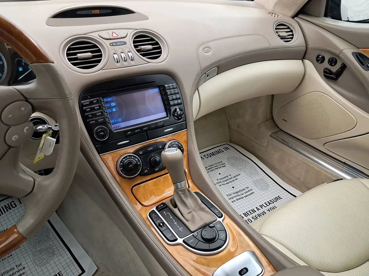 Used 2007 Mercedes-Benz SL 600 image 23