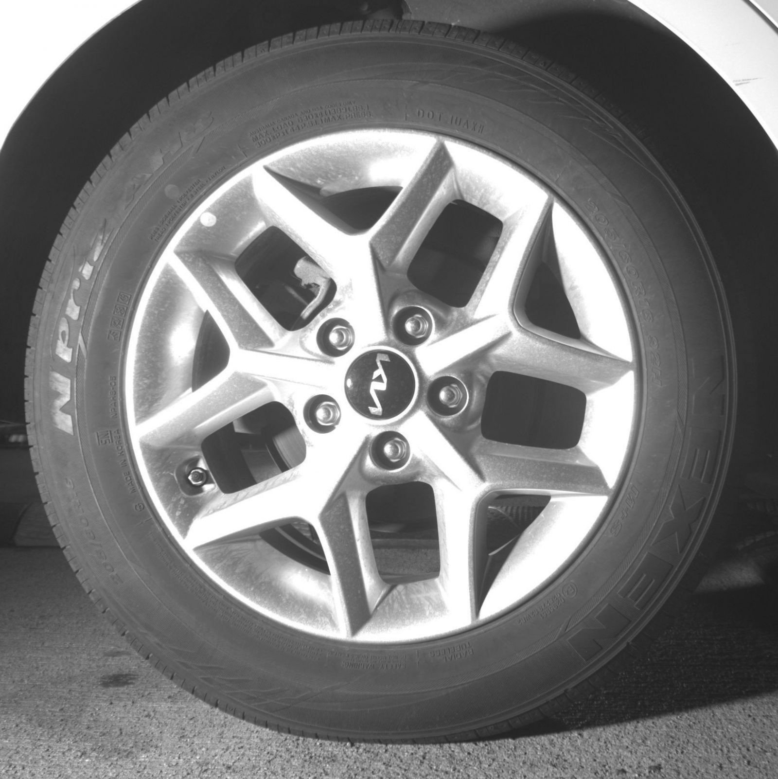 Used 2025 Kia Soul LX w/ LX Technology Package FWD image 18