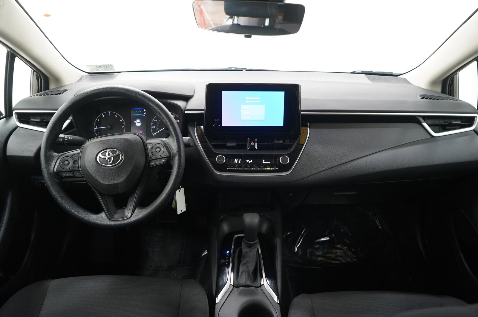 Used 2023 Toyota Corolla LE image 13