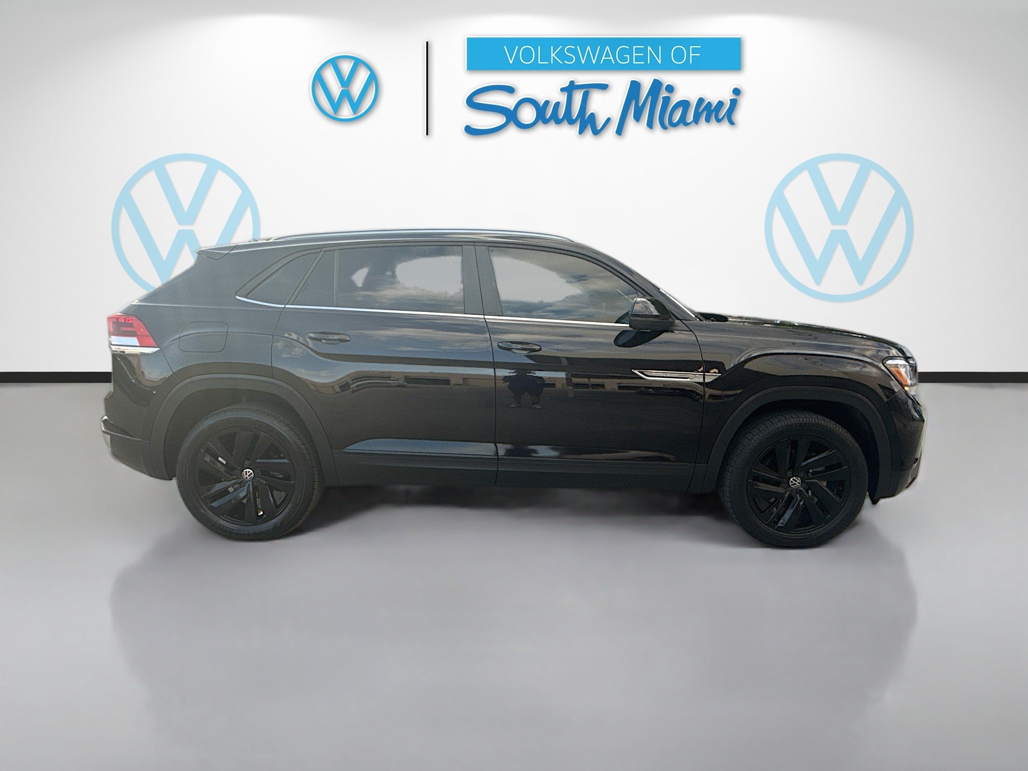 Used 2022 Volkswagen Atlas Cross Sport SE w/ Panoramic Sunroof Package AWD/4WD image 8
