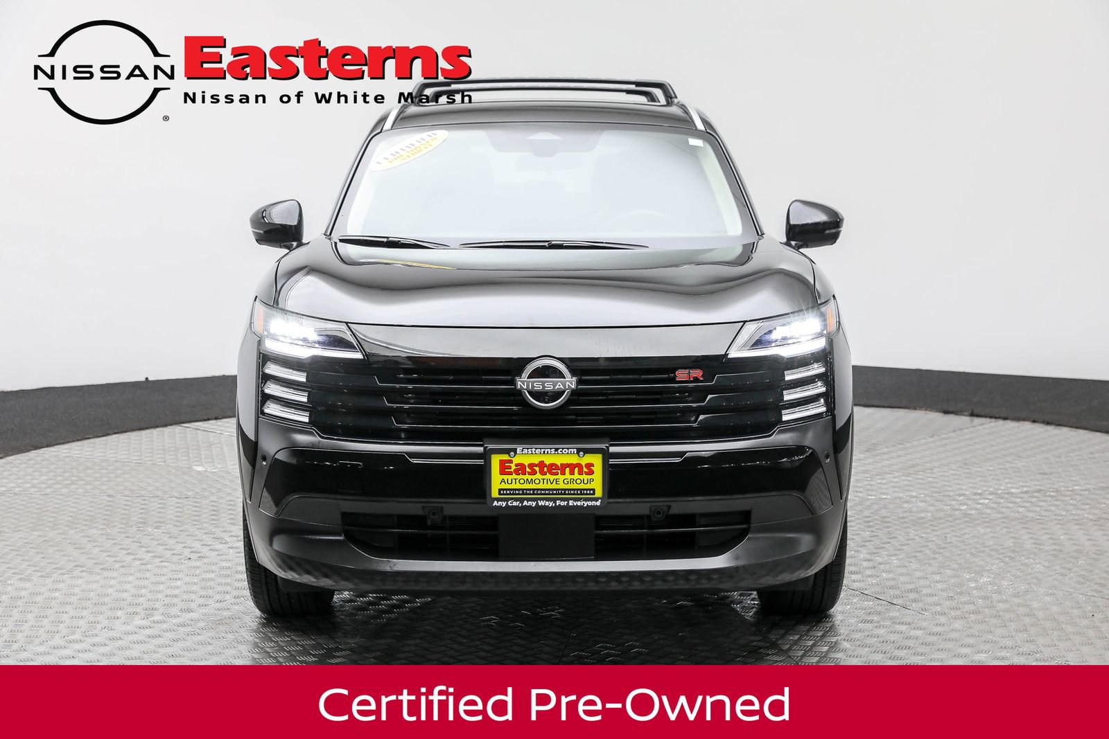 Used 2025 Nissan Kicks SR image 3