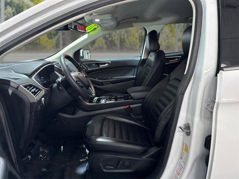 Used 2020 Ford Edge SEL image 9