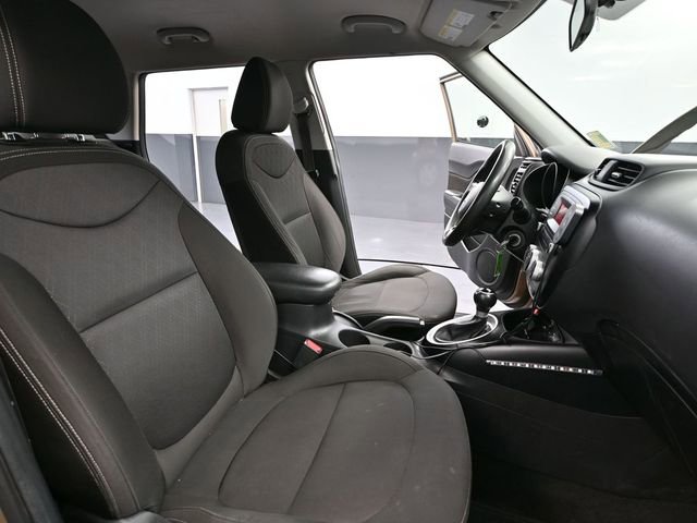 Used 2016 Kia Soul Base image 39