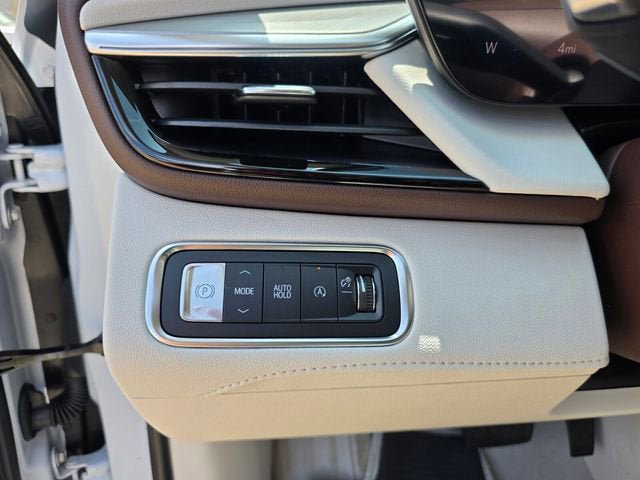 New 2026 Buick Enclave Avenir w/ Super Cruise Package AWD/4WD image 29