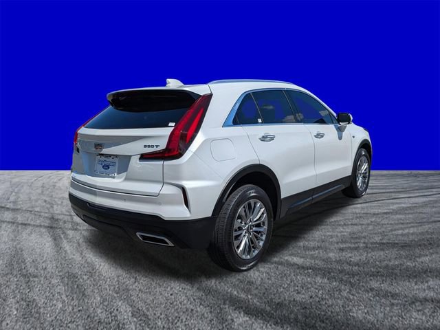 Used 2024 Cadillac XT4 Premium Luxury FWD image 4