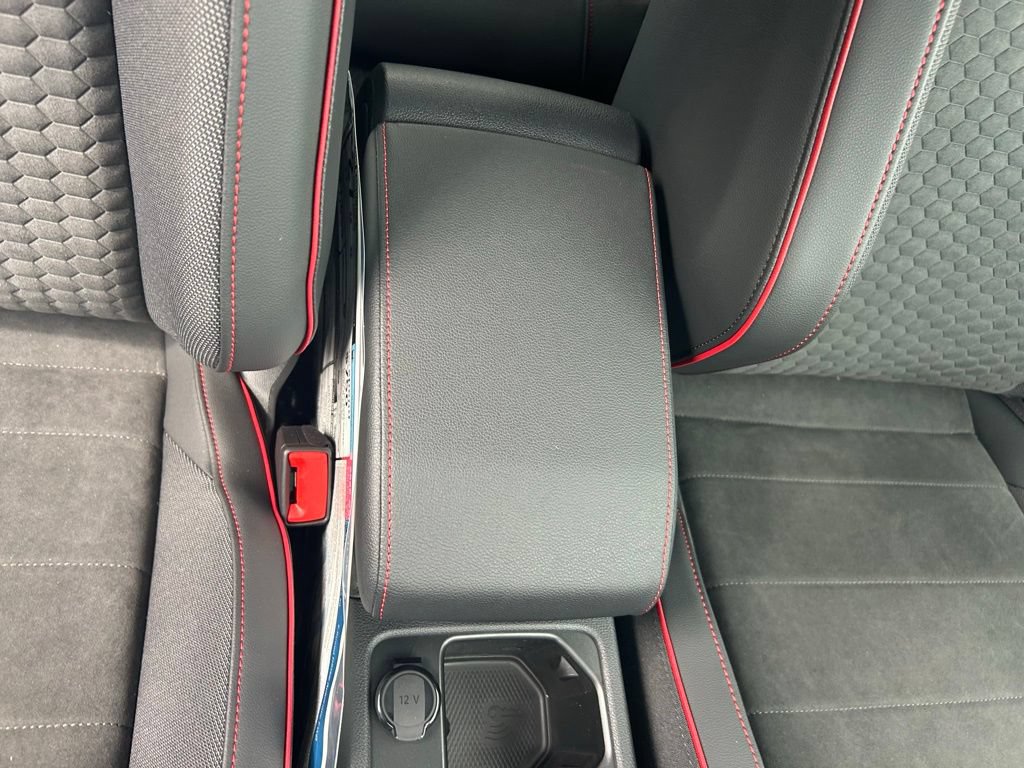 New 2026 Volkswagen GTI SE FWD image 37