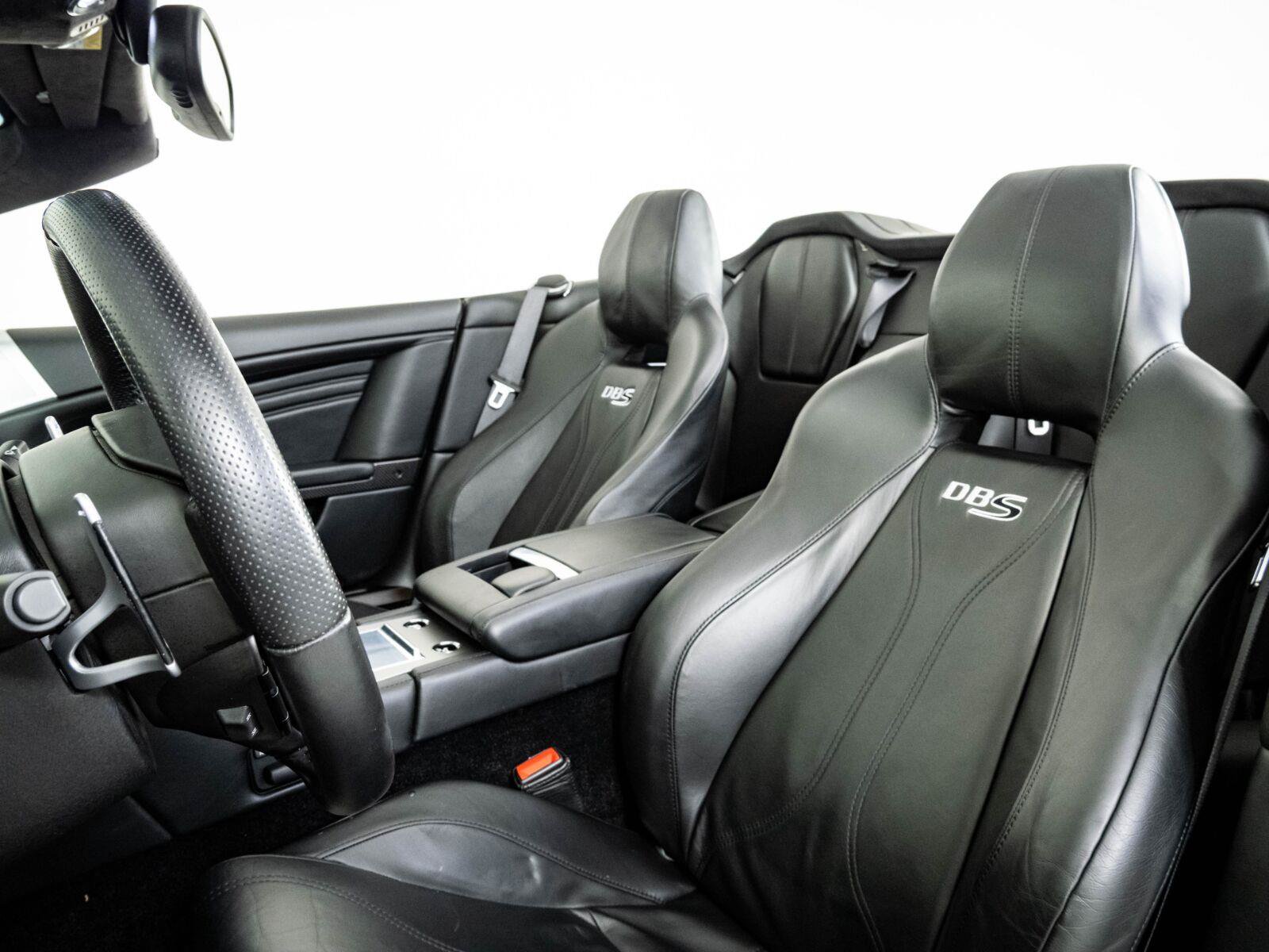 Used 2011 Aston Martin DBS Volante RWD image 5