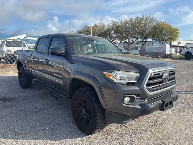Used 2018 Toyota Tacoma SR5 image 3