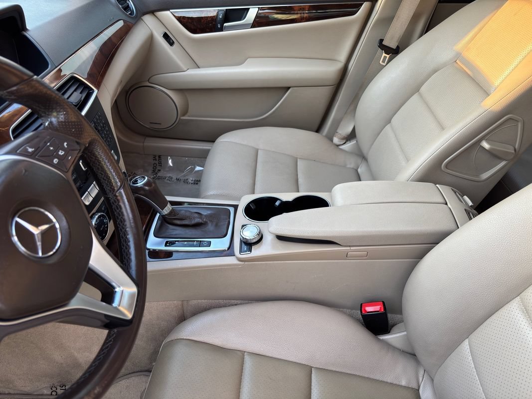 Used 2014 Mercedes-Benz C 250 Sedan image 17