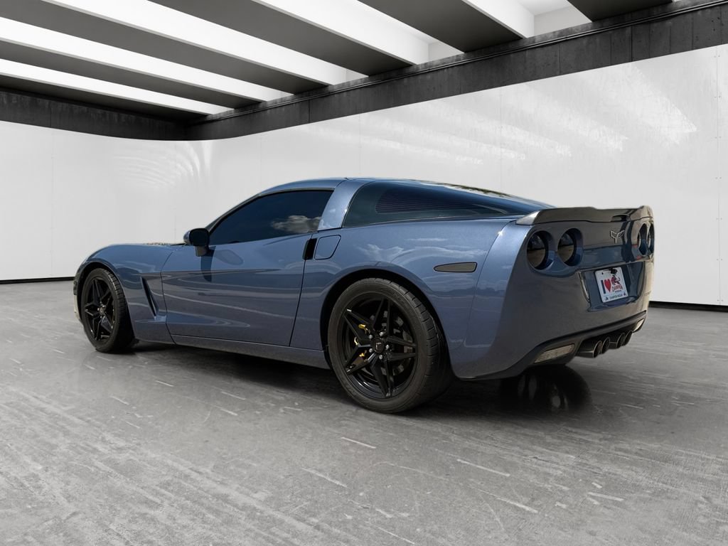 Used 2011 Chevrolet Corvette Coupe w/ Preferred Equipment Group RWD image 3
