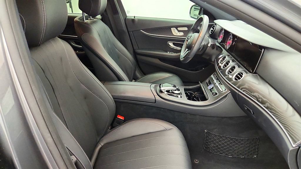 Used 2020 Mercedes-Benz E 350 Sedan image 23